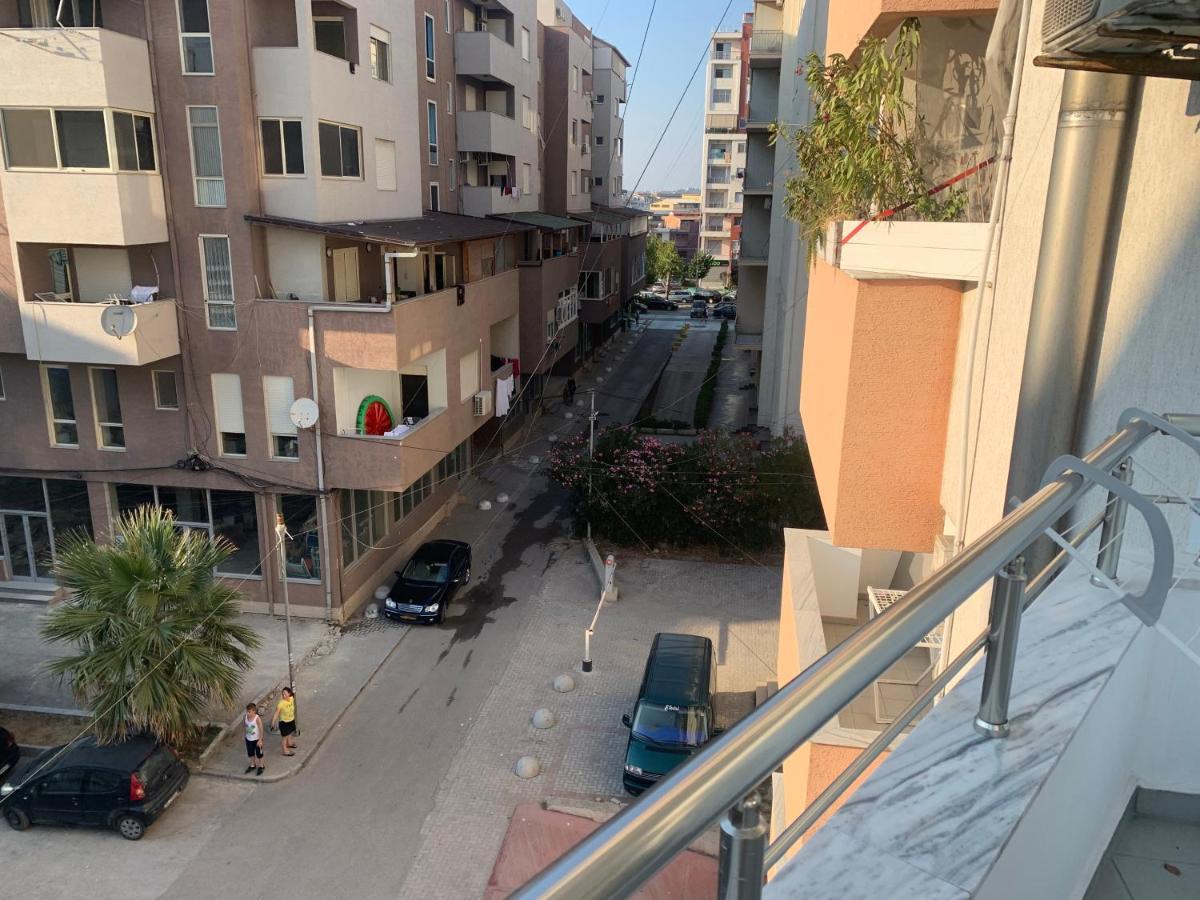 Ferienwohnung Kokomani 2 Durrës Exterior foto